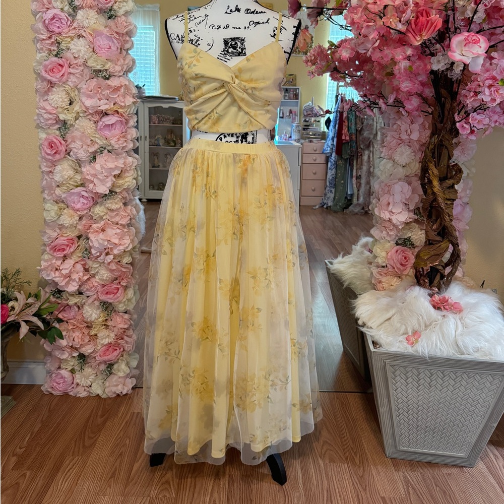 Top and skirt set